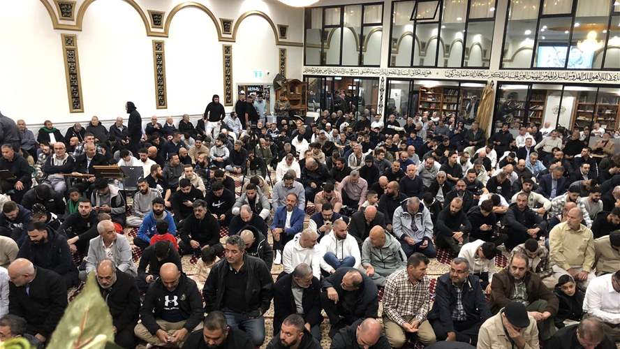 حشود غفيرة أدّت صلاة عيد الفطر في مسجد الرحمن سيدني