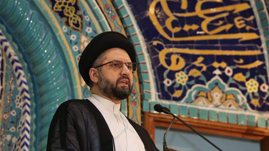 العزَّةُ للمؤمنين بالارتباطِ باللهِ والاستعدادِ للتَّضحية