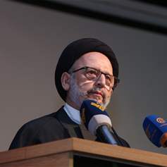 العلامة فضل الله يهنّئ العمال في عيدهم