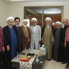  وفد من مؤسسة المرجع فضل الله زار الشيخ عودي مستنكرا الاعتداء عليه