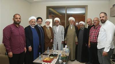  وفد من مؤسسة المرجع فضل الله زار الشيخ عودي مستنكرا الاعتداء عليه