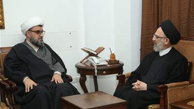العلامة فضل الله استقبل موفداً من المرجع العراقي  السيد حسين الصدر